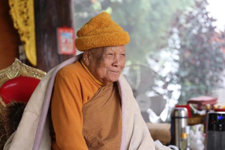 แจ้งความเอาผิด "หมอปลา" พร้อมพวก 4 ข้อหา บุกใส่ร้ายหลวงปู่แสง 