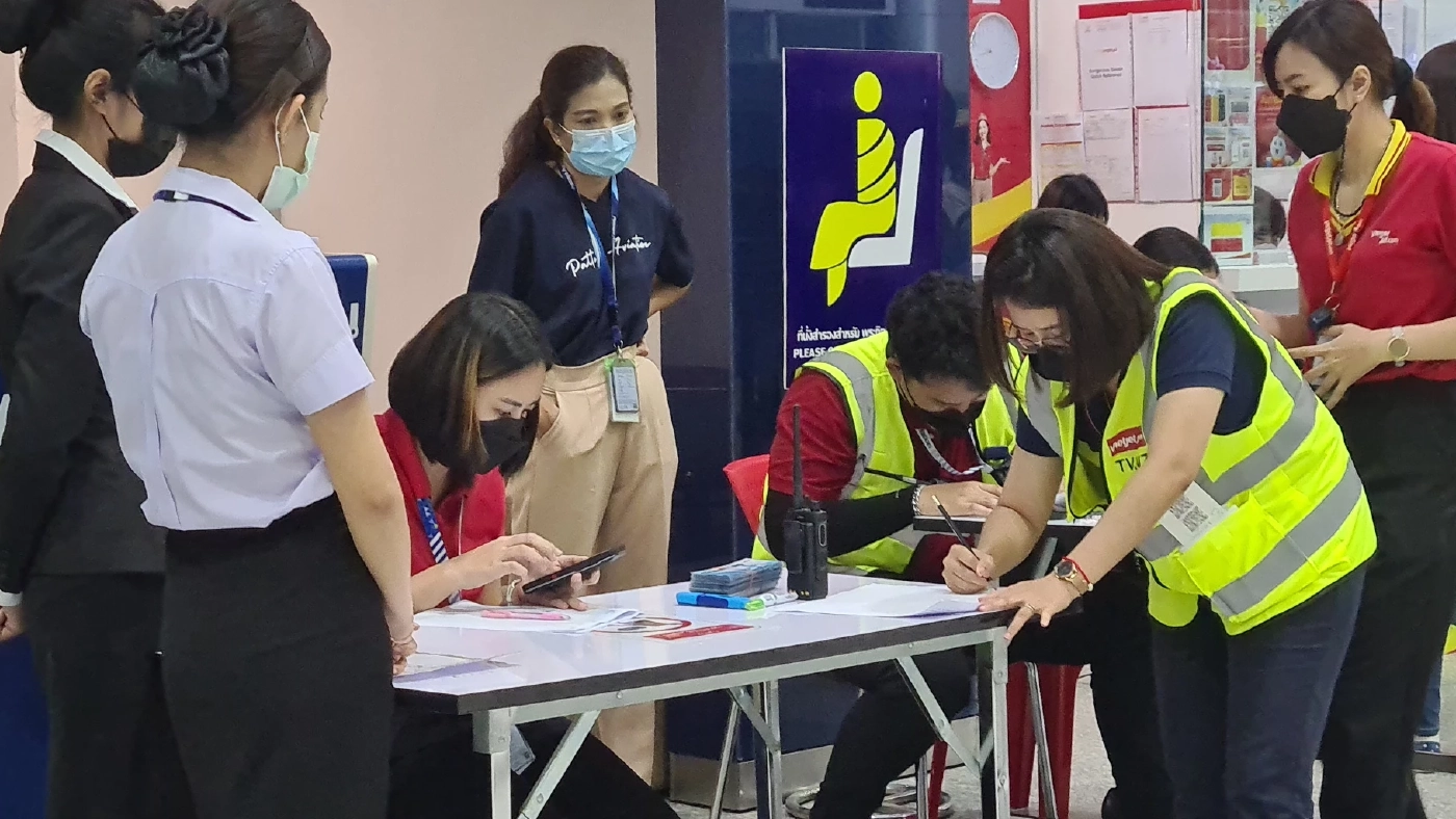 เครื่องบินยางแตก ทำการบินพาณิชย์สนามบินอุบลฯ ยกเลิก 9 เที่ยวบินวันนี้