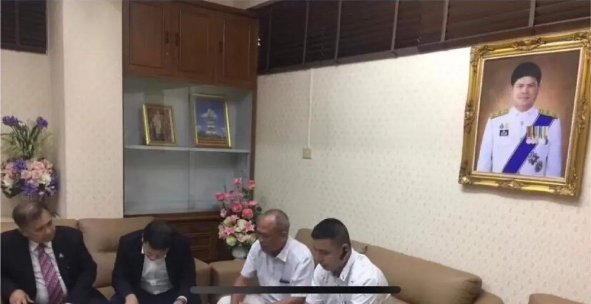 หนุ่มแสบอ้างเป็นทีมงาน บิ๊กป้อม เสกสกล หลอกเหยื่อพาเข้าทำงานหน้าห้อง รมต.