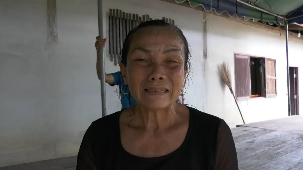 สาวนัดเคลียร์ใจแฟนเก่า แต่แฟนใหม่ห้าวพ่นควันบุรีใส่หน้าเจอแทงสวนดับ