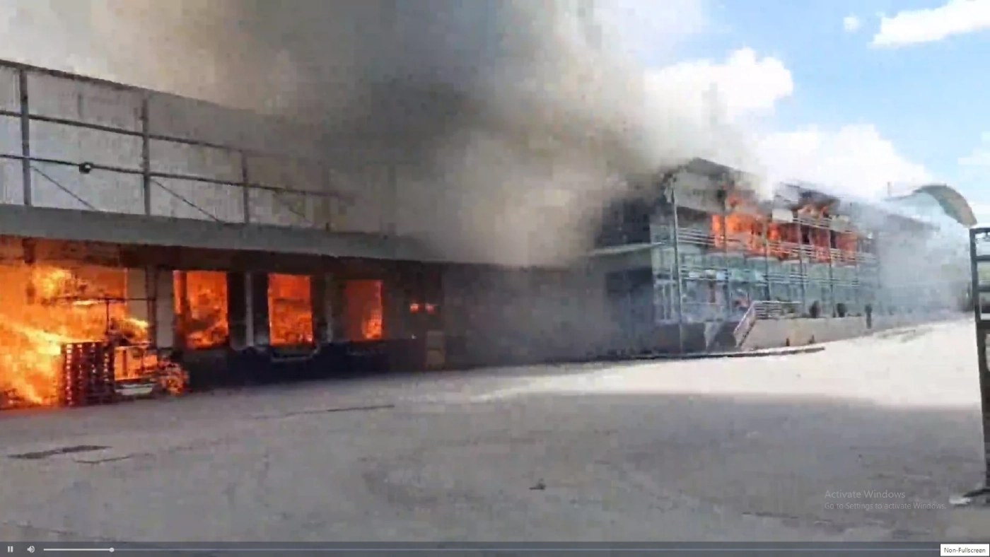 “ระยอง” ระทึก “โรงงานระเบิด”  คนงานหนีตายวุ่น