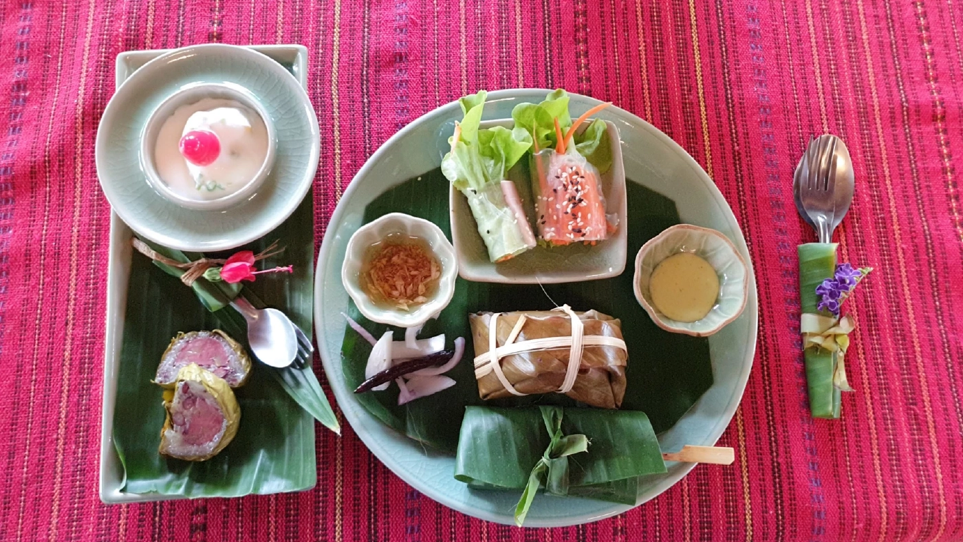 พลิกวิกฤติสู้โควิดนำศิลาดลเสิร์ฟอย่างหรู“ข้าวซอย-ข้าวต้มมัด"