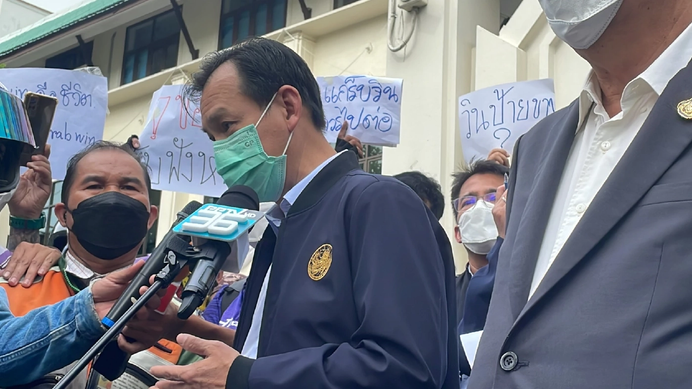 "แกร็บวิน" โอด ประกาศกรมการขนส่งฯ ให้วิ่งได้เฉพาะป้ายเหลือง ทำเดือดร้อน