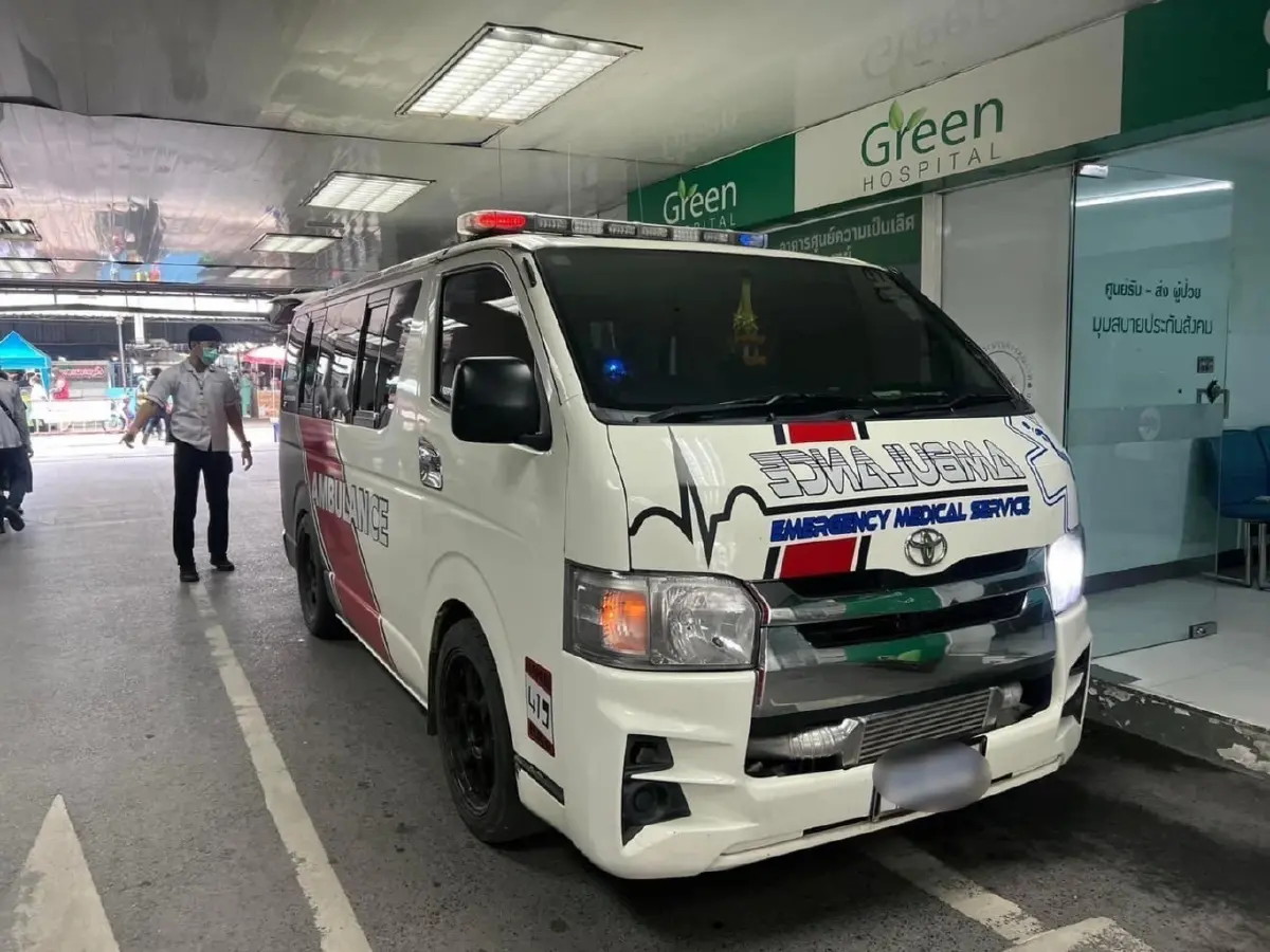 สกัดจับ "รถพยาบาล" ลักลอบขน "ยาบ้า" ยิงขู่ตำรวจเปิดทาง ก่อนทิ้งรถหลบหนี