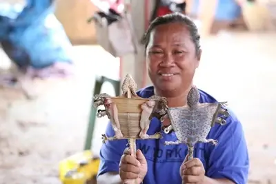 หมู่บ้านอาชีพพิสดาร ท้าเปิบผัดเผ็ดตุ๊กแกและแปรรูปส่งออกจีน