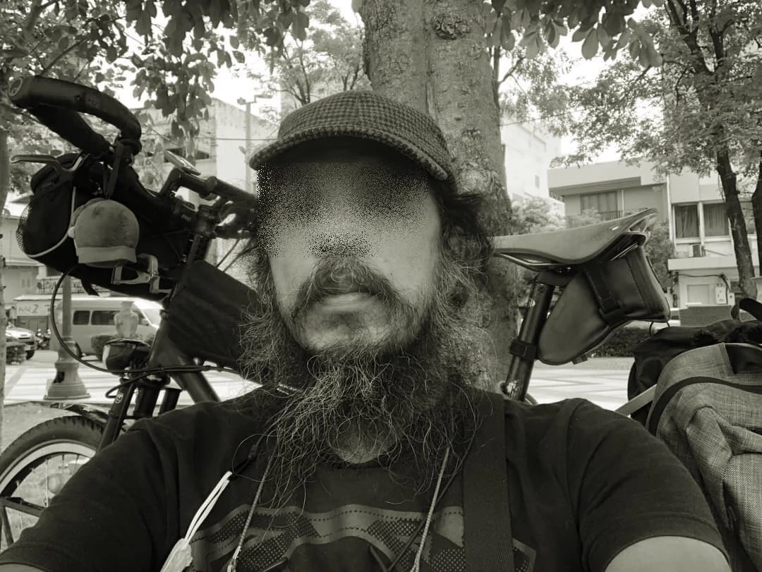 นายนิรันตะ พราหมณ์ทอง นักปั่นจักรยานทัวร์ริ่ง