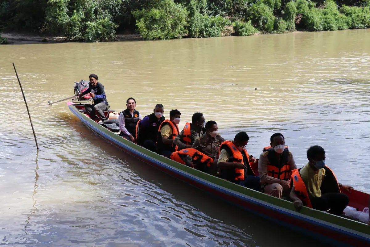 ล่องเรือปล่อยปลาคลองภูมี