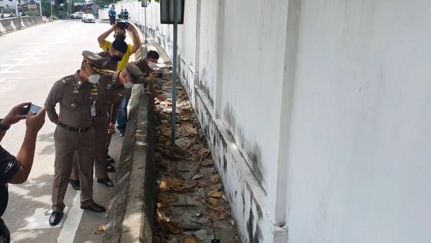 ตำรวจ พบแล้ว “เศษซากวัตถุต้องสงสัย” โผล่ปากอุโมงค์ ราบ 11 เร่งติดตามมือป่วน!