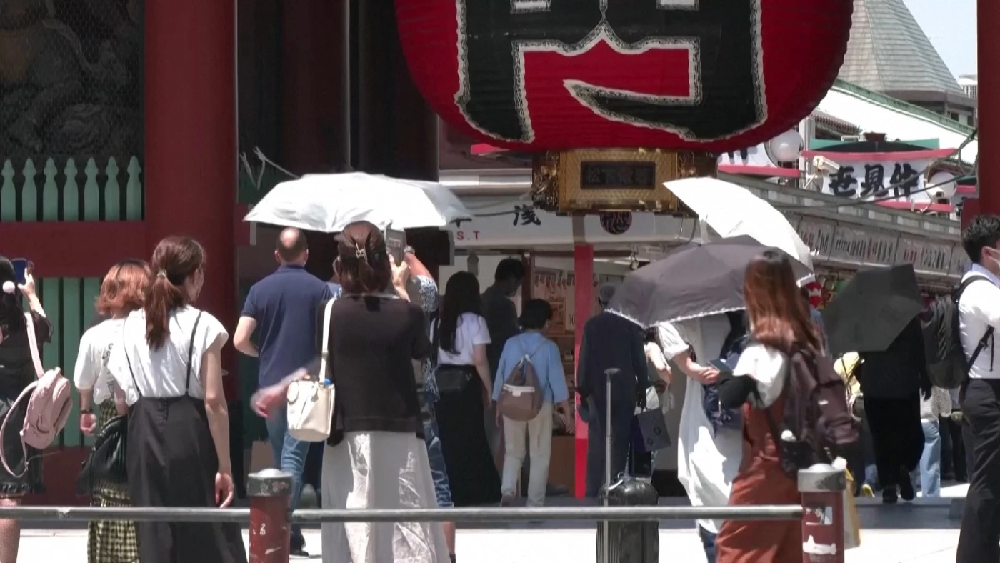 โตเกียวร้อนสุดในเกือบ 150 ปี รัฐบาลวอนประหยัดไฟ