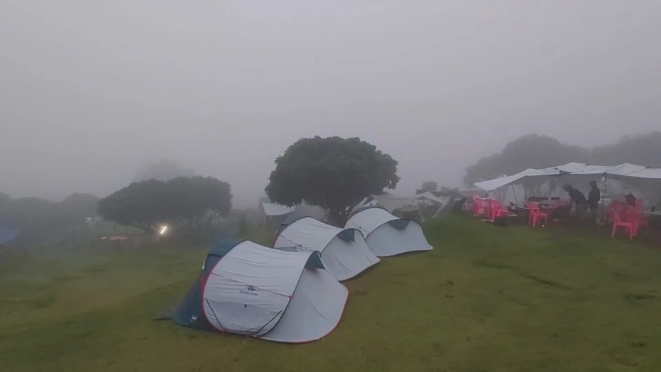 ตร.เร่งล่าหนุ่มสาวถ่ายคลิปหวิว Onlyfansในรีสอร์ต