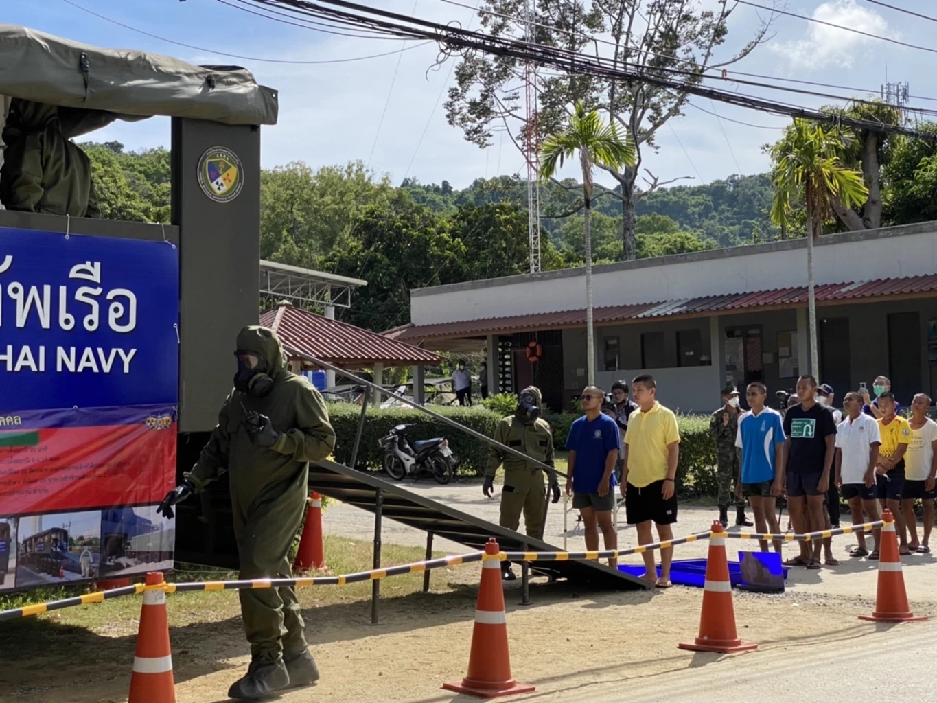 กองทัพเรือ ฝึกปฎิบัติการช่วยเหลือประชาชน ถอดบทเรียน “น้ำมันรั่ว”