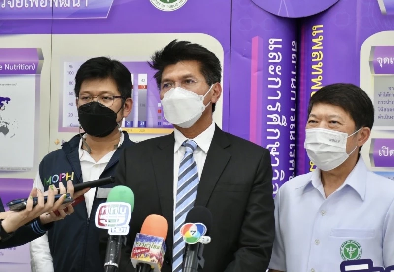 “สาธิต” แจงถอดแมสก์ตามสมัครใจ ยังมีเงื่อนไขควบคุม กลุ่มเสี่ยงควรใส่ต่อไป