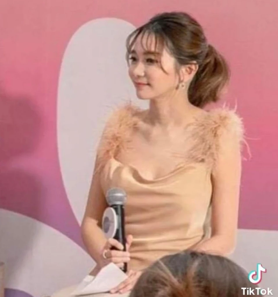 ทำความรู้จัก “วิกกี้” ว่าที่เจ้าสาว “เวียร์ ศุกลวัฒน์”  บอกเลยดีกรีไม่ธรรมดา