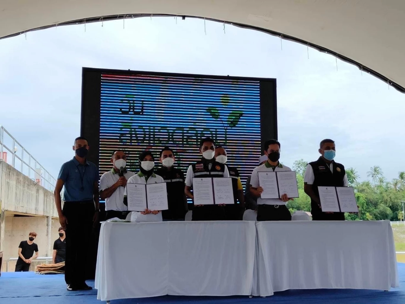 ลงนามความร่วมมือรักสิ่งแวดล้อม