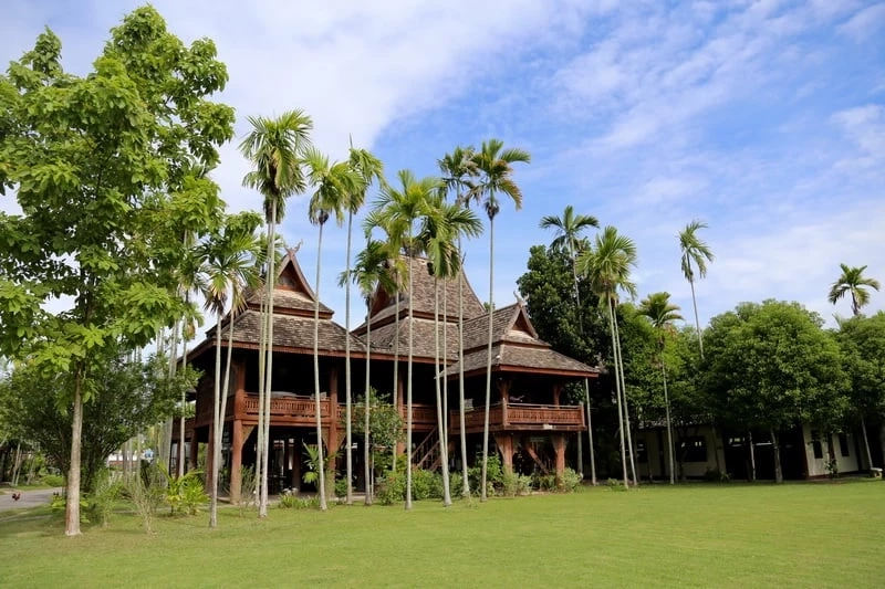 พลิกวิกฤติสู้โควิดนำศิลาดลเสิร์ฟอย่างหรู“ข้าวซอย-ข้าวต้มมัด"