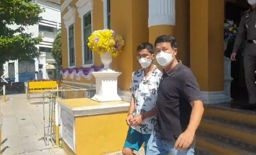 จับแล้วโจรควงปืนบุกเดี่ยวชิงทองกลางกรุง 2 ล้าน สารภาพอ้างขาดทุนคริปโต