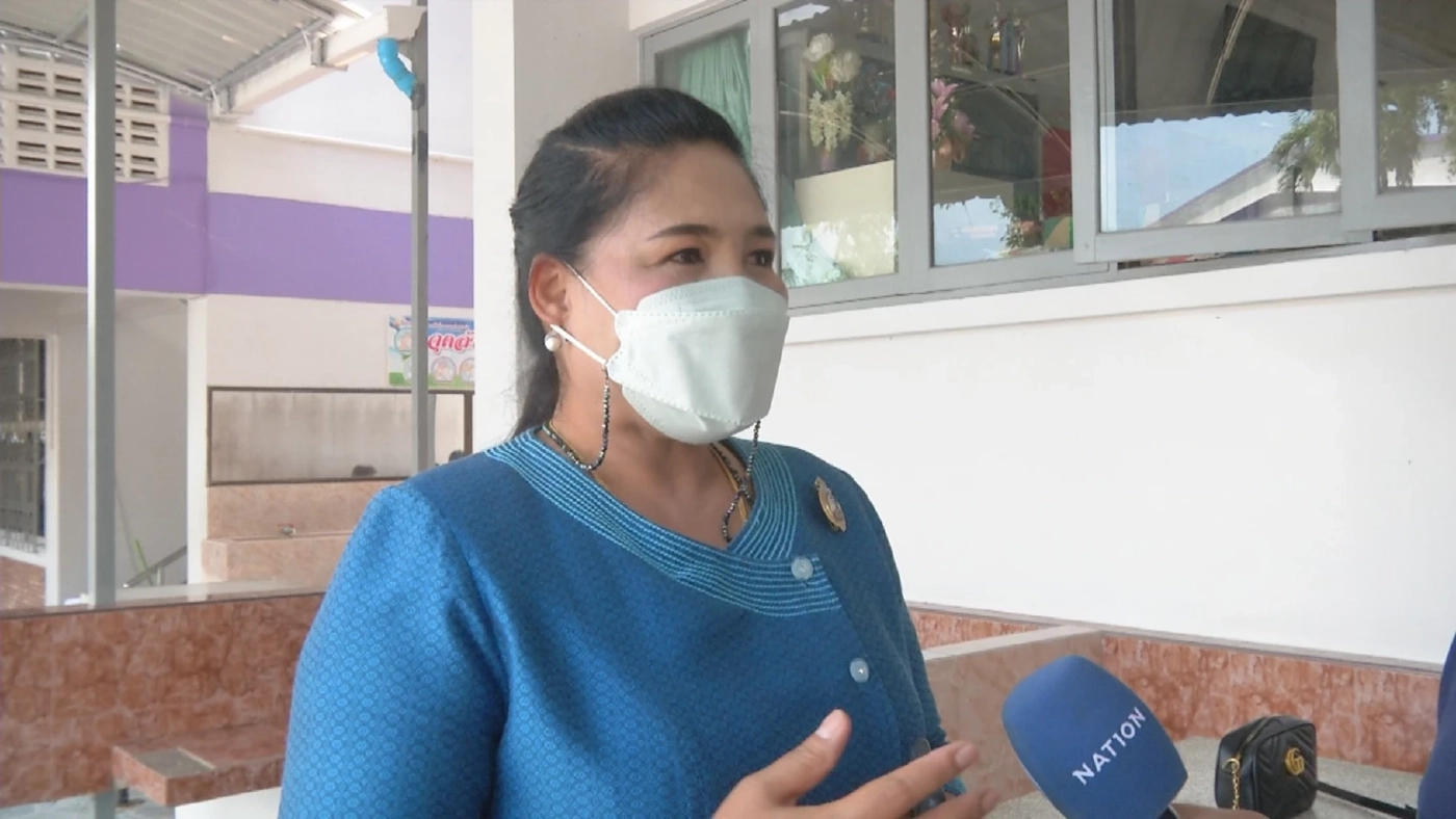 ดร.กมลาศน์ ศรประสิทธิ์ ผู้อำนวยการโรงเรียนสะเดาขรรค์ชัยกัมพลานนท์อนุสรณ์