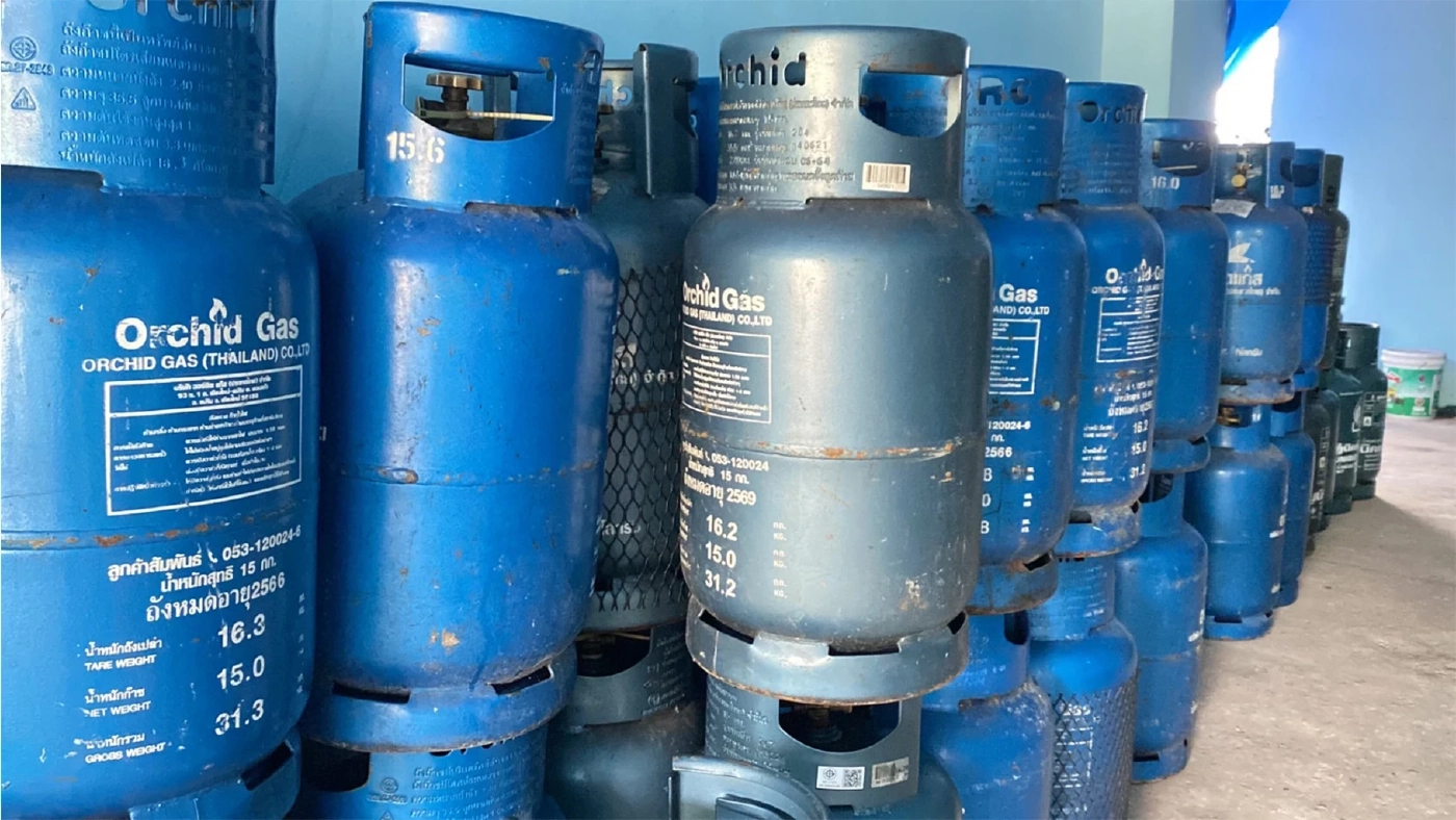 กบง. ไฟเขียวขึ้นก๊าซหุงต้ม 1 บาท/กก. ขายปลีกถัง 15 กก.พุ่ง 378 บาท เริ่ม 1 ก.ค.65