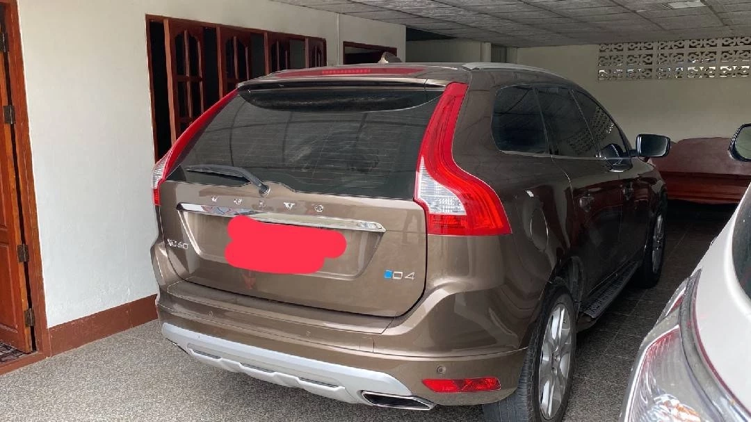 พ่อวอนลูกมอบตัวสู้คดีฆ่ายัดรถหรูที่ไต้หวัน