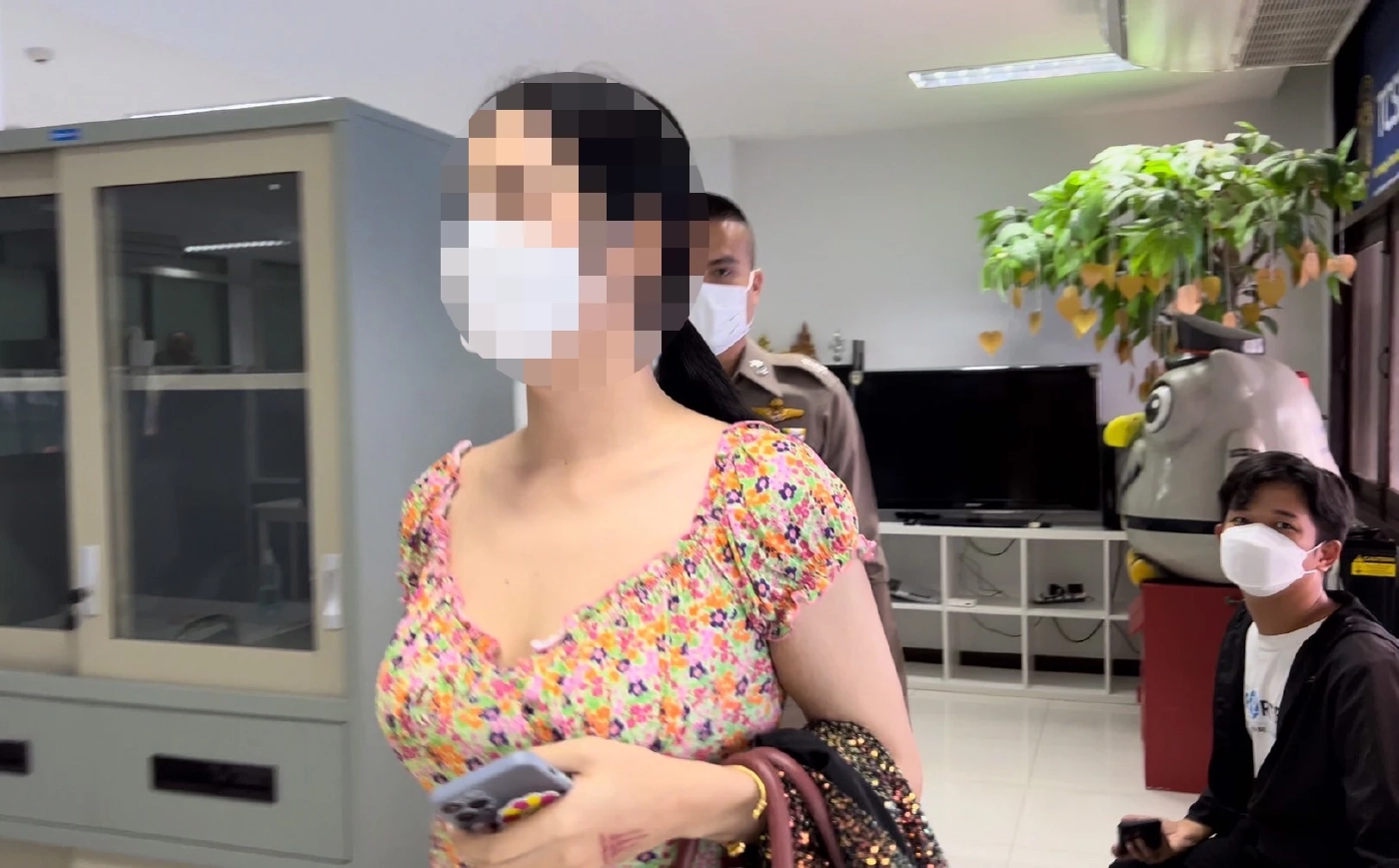 นารา-หนูรัตน์-มัมดิว ฐานหมิ่นเบื้องสูง ปมโฆษณา