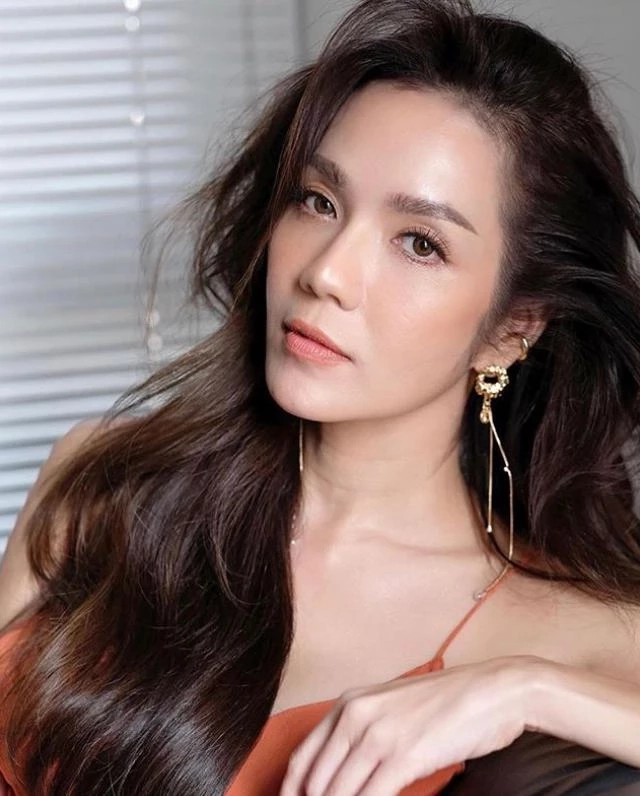 “อ๋อม สกาวใจ” ซัดแรงถึงผู้บริหาร 8 ปี ที่ผ่านมากู้เงินมาเท่าไหร่?