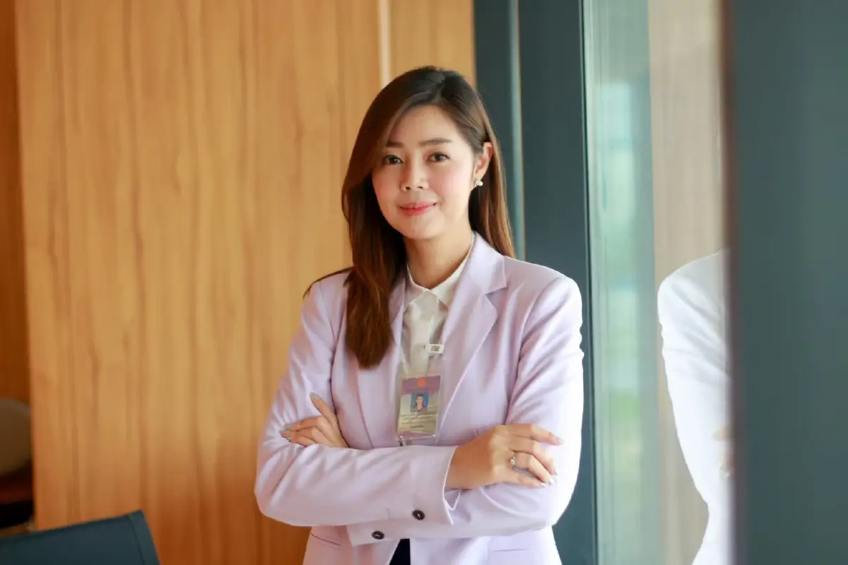 จับตาศึกซักฟอก โฆษกเสรีรวมไทย แนะธนกร โฆษกรัฐ ถือปี๊บรอคลุมหัวนายกได้เลย