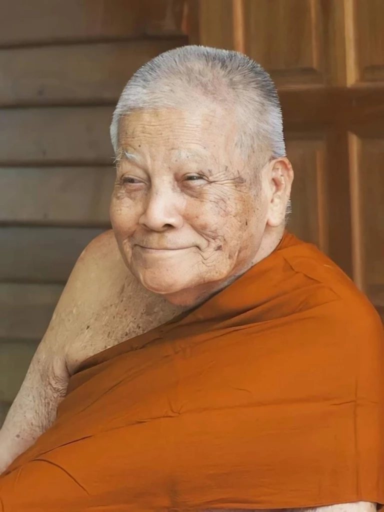 ลูกศิษย์ยัน "หลวงปู่แสง" กลับประจำที่พักสงฆ์ป่าติ้ว ที่ "หมอปลา" เคยบุกตรวจแล้ว  