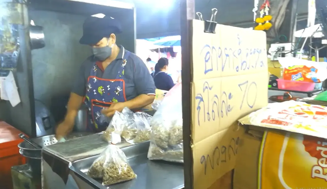 น้องหมาอ่วม ร้านผลิตอาหารหมาพิษณุโลกขอปรับขึ้นราคา หลังต้นทุนพุ่งไม่หยุด