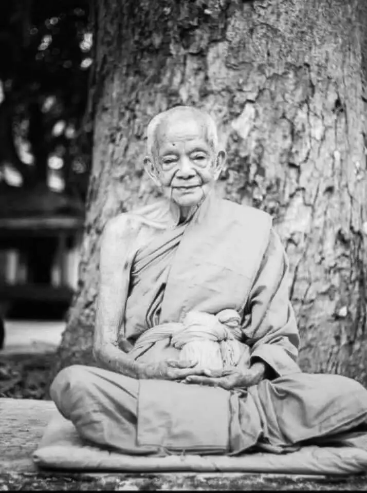 ลูกศิษย์อาลัย “พระมงคลทีปาจารย์” พระเกจิชื่อดังแห่งเกาะสมุย มรณภาพแล้ว