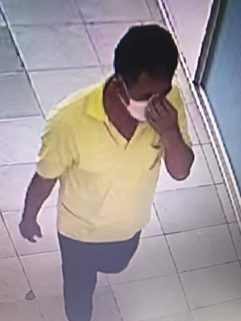 จับแล้ว โจรเสื้อเหลืองชิงทอง 15 บาท ในห้างดังคลอง 7 พบเป็น จนท.กรมราชทัณฑ์