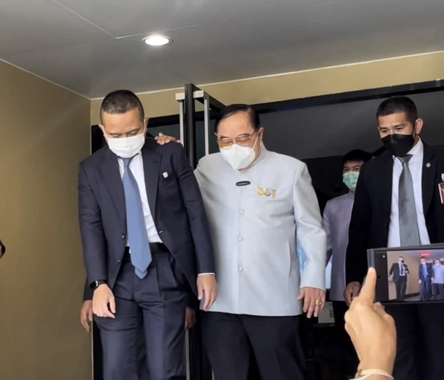 พล.อ.ประวิตร  วงษ์สุวรรณ รองนายกรัฐมนตรี