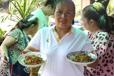 หมู่บ้านอาชีพพิสดาร ท้าเปิบผัดเผ็ดตุ๊กแกและแปรรูปส่งออกจีน