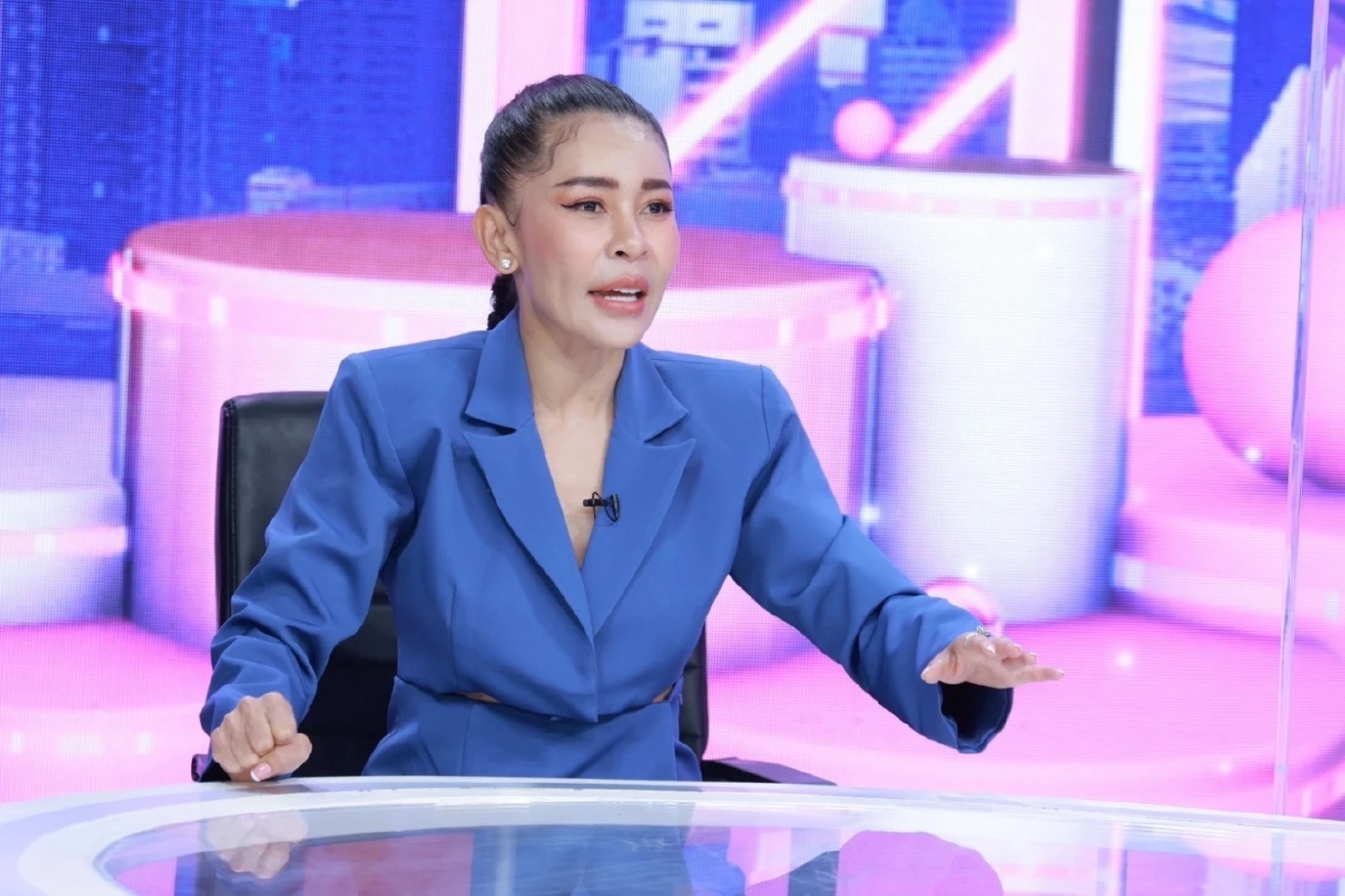 ตัวจริงสายเปย์ “เป๊กกี้” ให้เงินสามีใช้ปีละล้าน เผยสาเหตุที่ยังไม่แต่งงาน