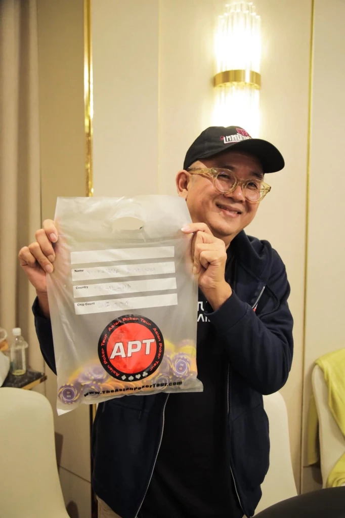 ฮือฮา! "ป๋าเต็ด" แข่งโป๊กเกอร์จบอันที่ 35 คว้าเงิน 65 ล้านดองกลับไทย 