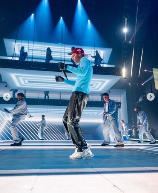 ช็อกแฟนคลับ! จัสติน บีเบอร์ หน้าเป็นอัมพาตเพราะไวรัส (ชมคลิป)