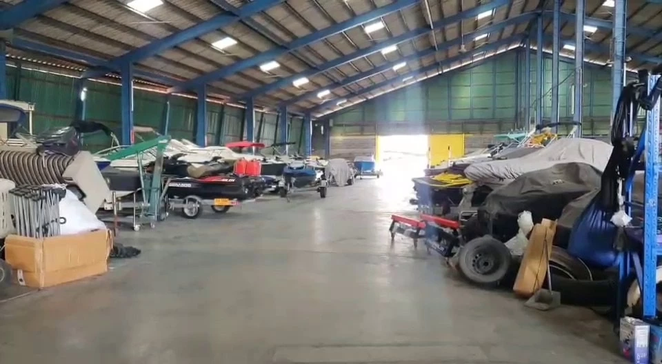 เจ้าของอู่เก็บเรือ ขู่แจ้งความกลับ &quot;อัจฉริยะ&quot; กล่าวหาทำลายหลักฐานคดีแตงโม