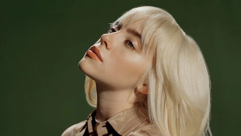 รู้จัก บิลลี่ ไอลิซ เจ้าของ 7 รางวัลแกรมมี่ ที่วงการเพลงต้องบันทึกชื่อเธอคนนี้ไว้