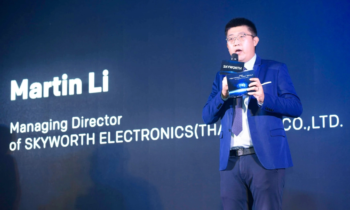 โทรทัศน์ OLED ปรับ "โค้ง-ตรง" นวัตกรรมใช้งานได้จริง