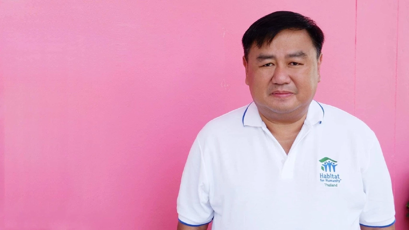 'ลิซ่า' เดินหน้ารีโนเวตอาคารเอนกประสงค์ เพื่อน้องๆ รร.โนนสุวรรณพิทยาคม