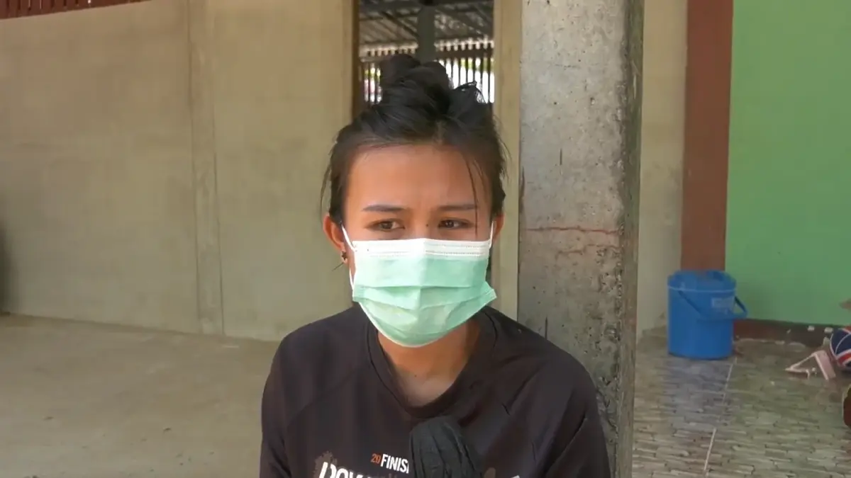 สาวนัดเคลียร์ใจแฟนเก่า แต่แฟนใหม่ห้าวพ่นควันบุรีใส่หน้าเจอแทงสวนดับ