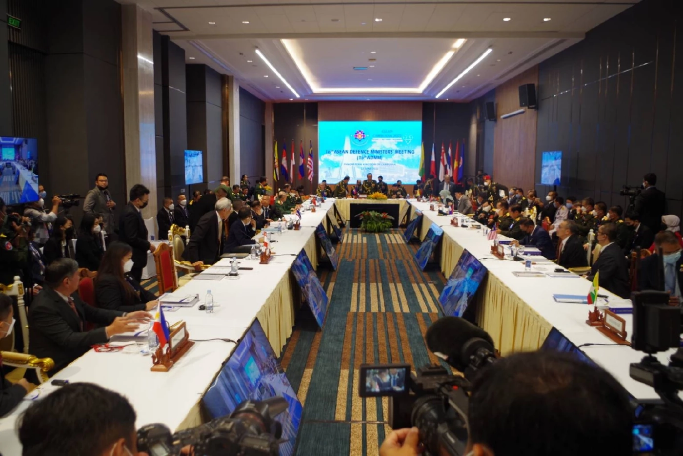 รมต.กลาโหมอาเซียน ร่วมรับรองปฏิญญาเสริมความเป็นหนึ่งเดียวด้านความมั่นคง