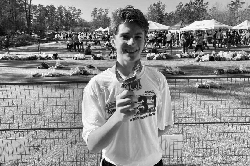 แฟนซีรีส์เศร้า นักแสดงชื่อดัง ไทเลอร์ แซนเดอร์ส เสียชีวิต จากไปในวัยแค่ 18 ปี