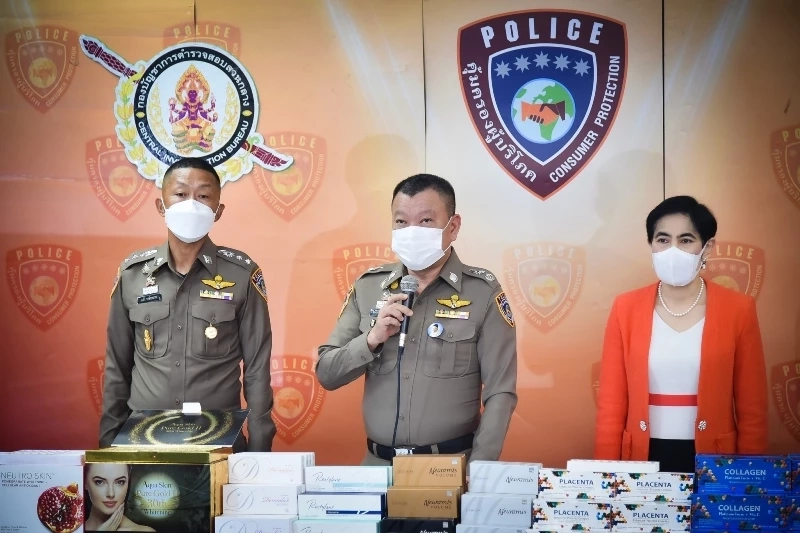 พล.ต.ต.อนันต์ นานาสมบัติ ผู้บังคับการปราบปรามการกระทำความผิดเกี่ยวกับการคุ้มครองผู้บริโภค (ผบก.ปคบ.) 