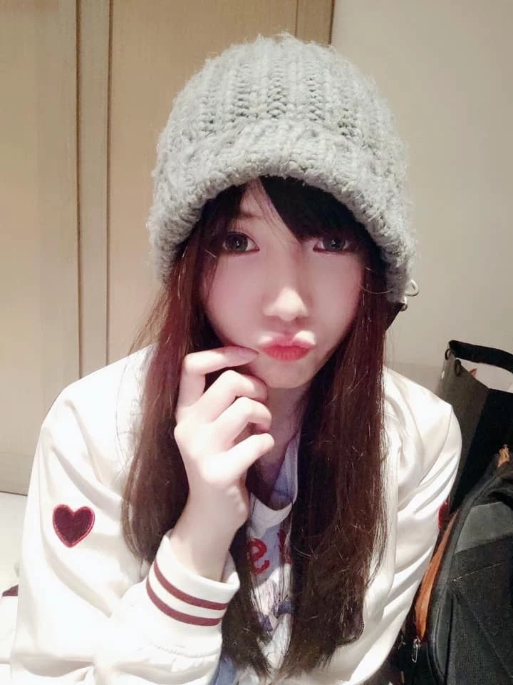 เพื่อนแจงยิบสาเหตุการเสียชีวิต &quot;น้องอลิส&quot; เน็ตไอดอลขวัญใจโซเชียล 