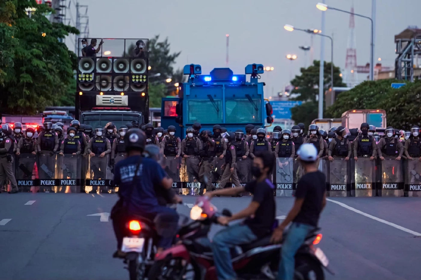 ภาพการชุมนุมของกลุ่มทะลุแก๊ซเมื่อวันที่ 11 มิ.ย. 65 ที่เกิดการปะทะกับเจ้าหน้าที่