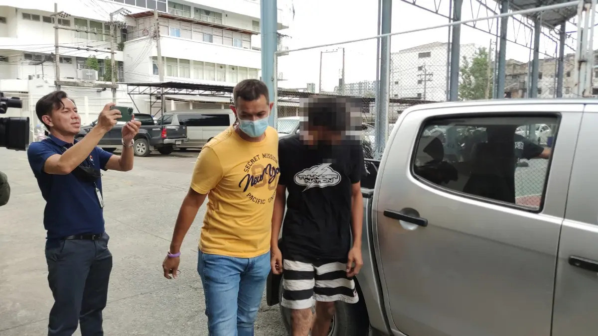 ตร.บางเขน รวบ “พนักงานร้านสุกี้” ควบจยย.ร่วมเหตุปาระเบิด ถนนข้างราบ 11