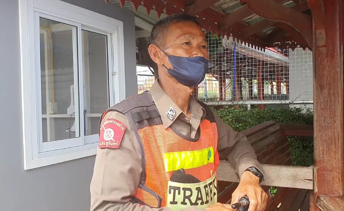 ผัวตามง้อเมียครูไม่สำเร็จ มีดแทงคอดับคาห้องพักครู