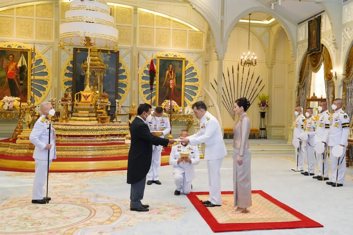 ในหลวง พระราชินี พระราชทานพระบรมราชวโรกาส ให้เอกอัครราชทูตต่างประเทศเฝ้าฯ