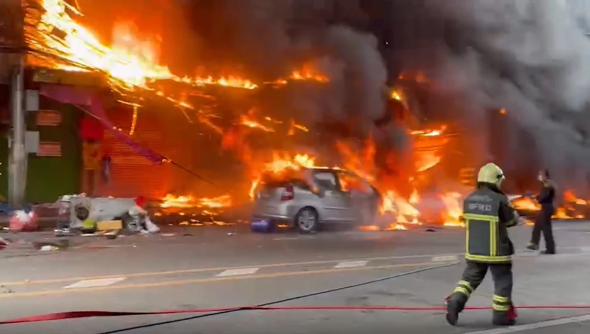 “ชัชชาติ” รับไฟไหม้สำเพ็ง บทเรียนราคาแพง เร่ง “การไฟฟ้า” นำสายไฟลงดิน