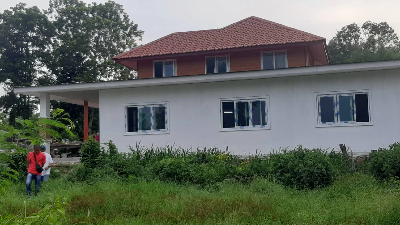 สลดฆ่ารัดคออำพราง2ศพยาย-หลาน ตายปริศนาบนบ้าน